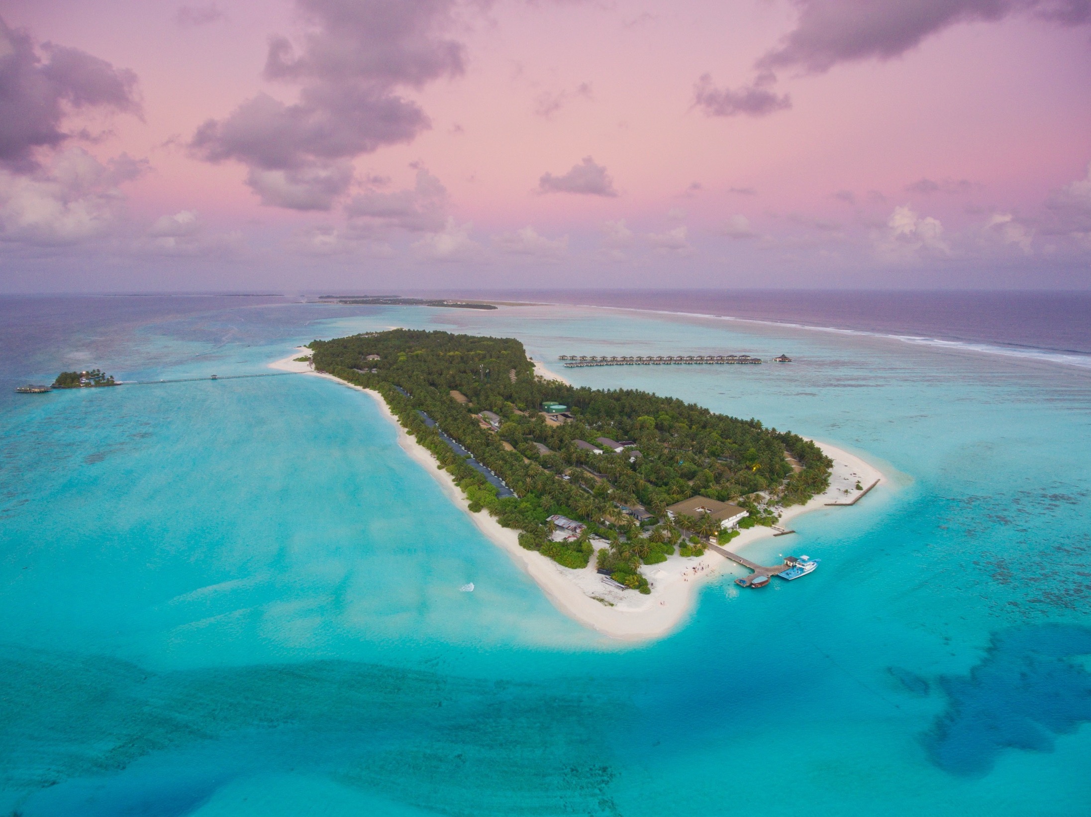 Villa Park Sun Island